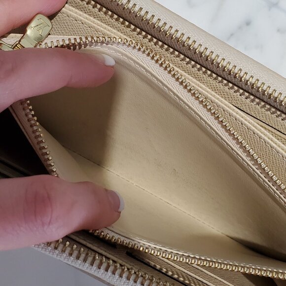 LV Damier Azur Zippy Wallet Louis Vuitton Authentic - Picture 11 of 14